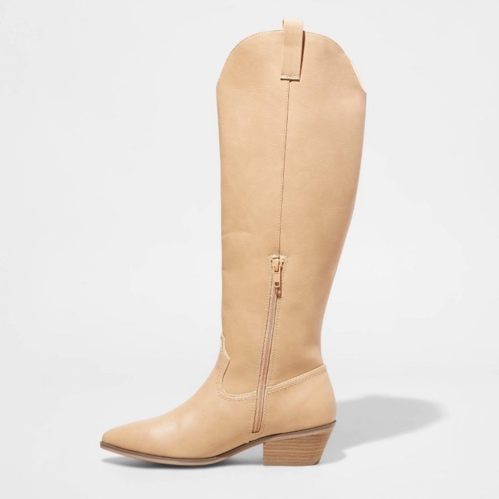 | LAST SIZE🚨 NWOB 🔥 Women's Sommer Western Boots - Universal
Thread™ - Picture 2 of 6
